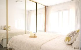 Furnished - Bright, Modern Apartment In Brussels, 15 Minutes Walk From The Atomium